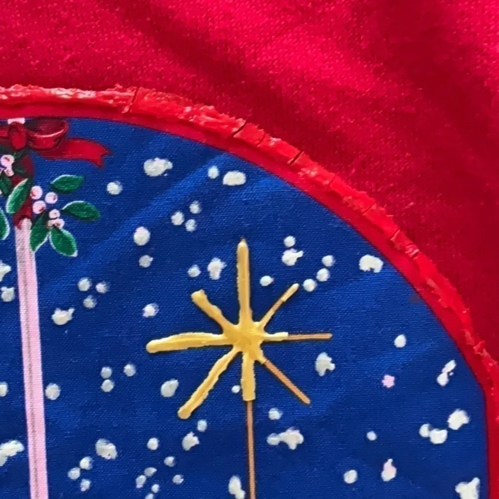 HOLIDAY Sweatshirt Size Large - Picture 5 of 6